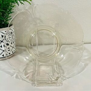 🥳BOGO! Heisey “Empress” Sahara Yellow Depression Glass Plate w Scalloped Edges.